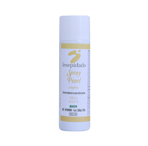 Bomboletta spray bianca con tappo e etichetta con scritta gialla spray pearl gold su fondo neutro codice prodotto e contenuto di 250ml
